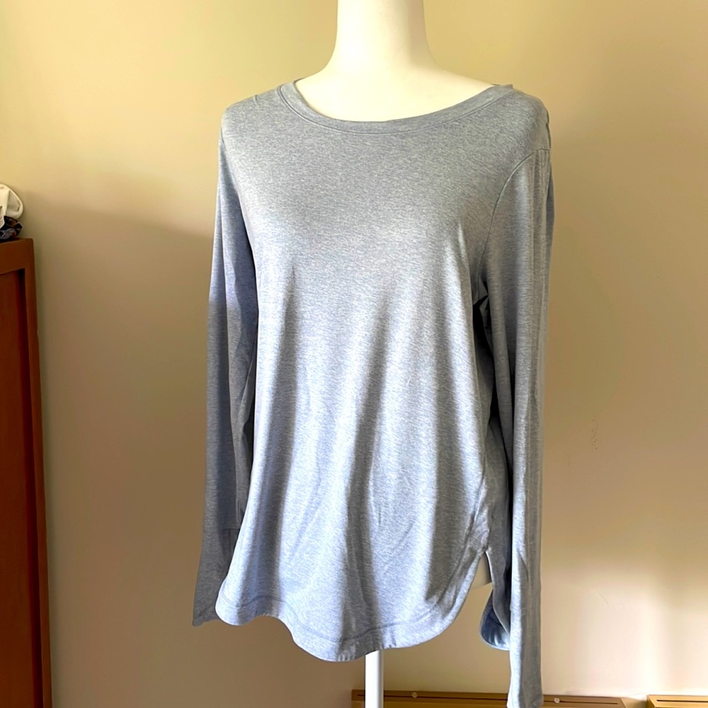 Athleta long sleeved he's there's blue exercise shirt